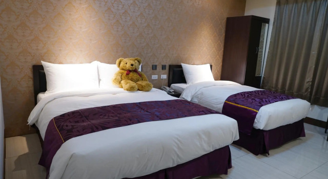 Трёхместный номер Standard GIN JIAN Commercial Hotel