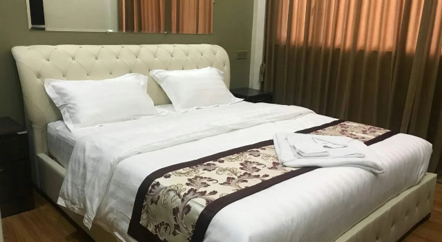 Hotel Shwe Ni, Book Hotel Sawbwagyigon 