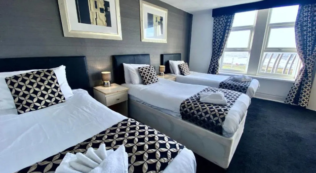 Трёхместный номер Standard с видом на море Royal Seabank Hotel
