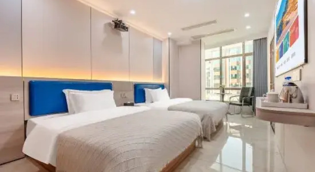 Люкс c 1 комнатой Xinfeng Shuanghui Business Hotel