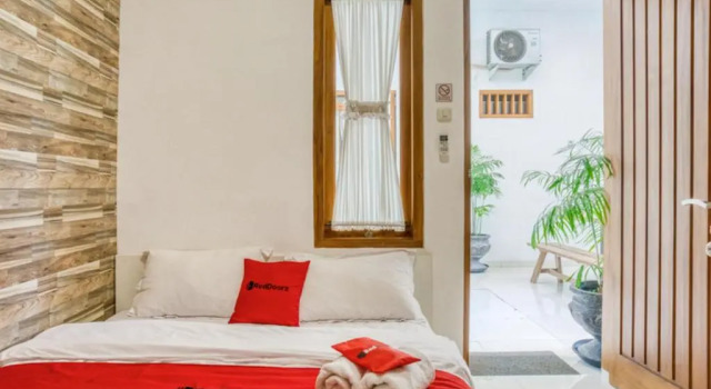 RedDoorz Syariah near Taman Pelangi Jogja 2