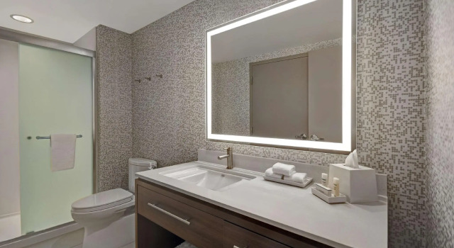 Двухместный люкс c 1 комнатой Home2 Suites by Hilton Atlanta Airport North