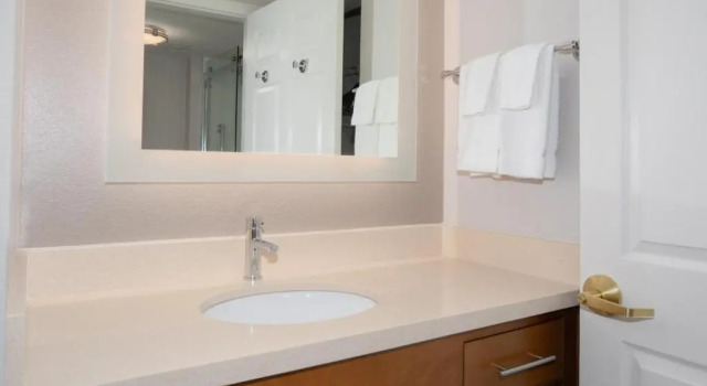 Люкс Staybridge Suites Denver International Airport by IHG