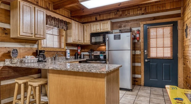 Номер Standard Er18 - The Lazy Bear View Great Location - Close To Town! 1 Bedroom Cabin by RedAwning