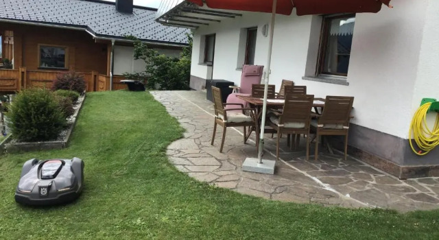 Апартаменты с 3 комнатами Haus Resi