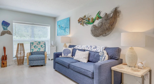 Fernandina Beach Townhome w/ Patio: Walk to Beach!, Book Apartment Fernandina Beach Jacksonville Coast