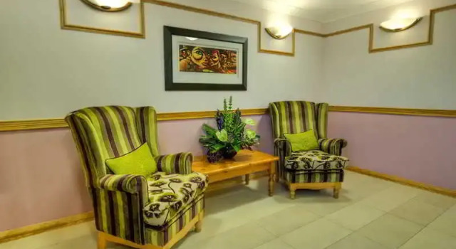 Loughshore Hotel, Забронировать Отель Каррикфергус Графство Антрим