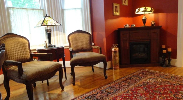 Buckingham House Bed & Breakfast