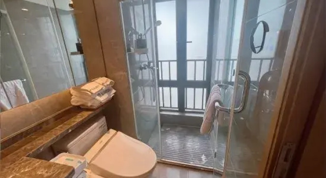 Двухместный люкс с видом на реку Banyan Bay Huizhou Hotel