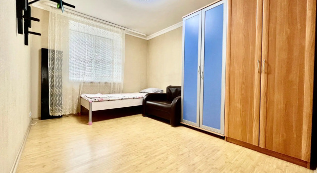 House-available on Mira 74, Prenota Appartamento Perm' Perm Krai