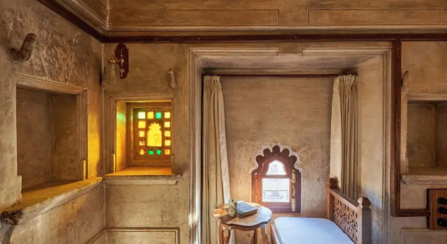Kaladwas Lal Haveli - A Heritage Boutique Hotel, Забронировать Отель Удайпур штат Раджастхан, рядом с Bagore ki Haveli