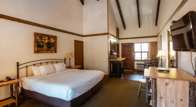 Номер Deluxe Brookside Lodge - Gatlinburg - On the River