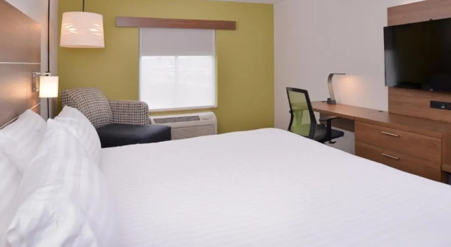 Люкс Holiday Inn Express Mineral Wells by IHG
