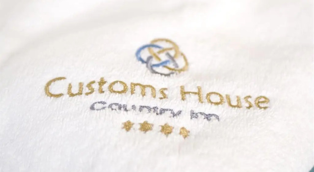 Полулюкс Customs House Country Inn