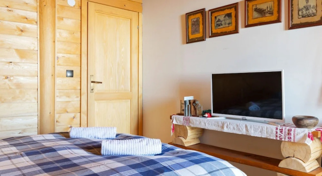 Charming Holiday Home in Zagreb with Private Swimming Pool, Rezerwuj Hotel Dolje Zagrzeb