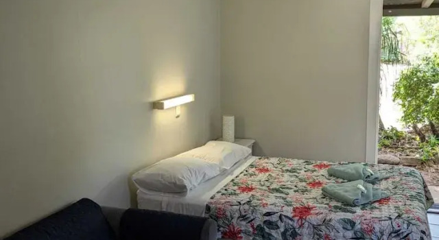 Студия Blackall Caravan Park