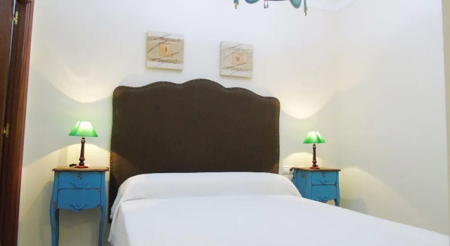 A&N Alamos 45, Забронировать Отель Отели Малаги 4 звезды, рядом с Salamanca Market, 4*