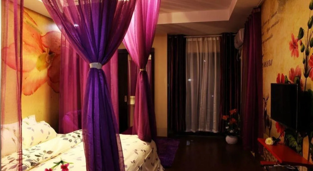 Chengdu Aijiwu Theme Apartment