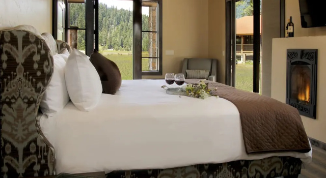 Люкс Deluxe Highlands Ranch Resort