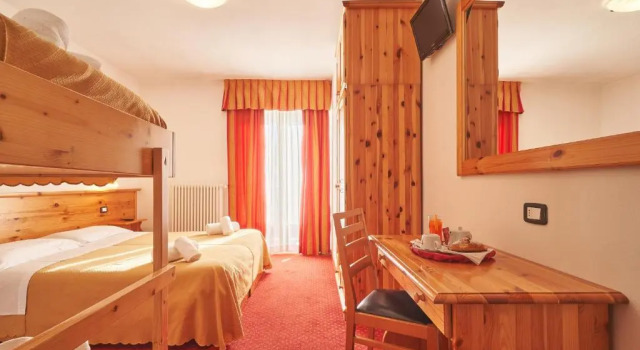 Четырёхместный номер Standard Hotel Polsa
