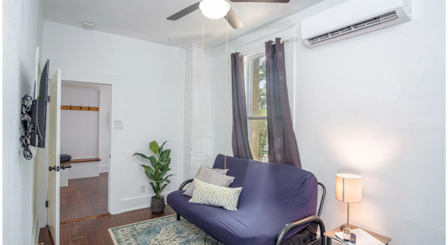 Embrace Tranquility 1br/1ba Near Downtown, Забронировать Отель Отели Сан-Антонио 3 звезды, рядом с Blue Star Art Space Museum, 3*