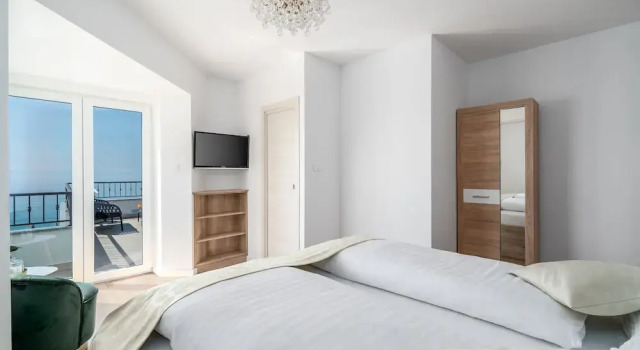 Двухместный номер Superior с балконом и с видом на море Rooms Vedrana