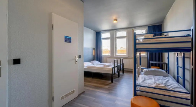 Номер a&o Berlin Friedrichshain