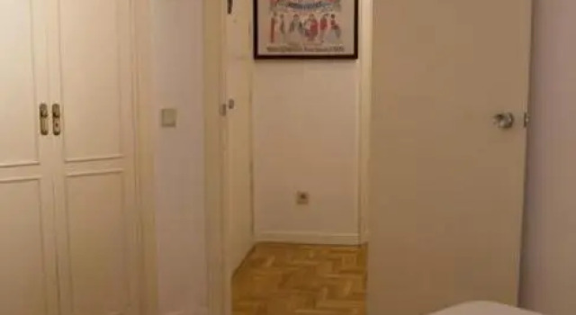 Solfai Vacacional 27, Забронировать Отель Отели Мадрида с парковкой, рядом с Монастырь Энкарнасьон, Парковка