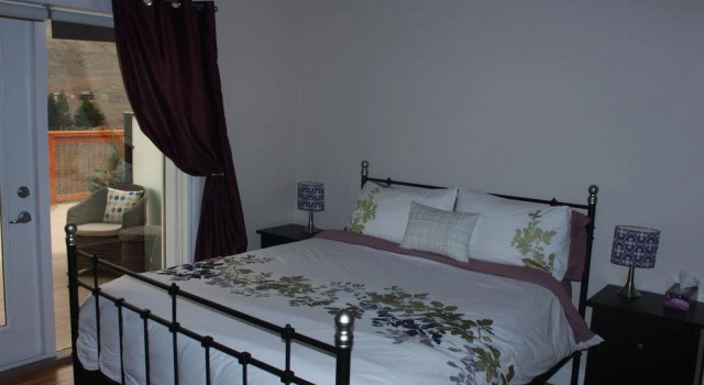 Tree To Me Inn, Đặt Nhà nghỉ có bữa sáng Keremeos 