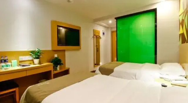 Qingpishu Hotel (Bozhou Guanlan Tianxia Nanhu Park store), Book Hotel Hotels in Bozhou with Parking, Parking