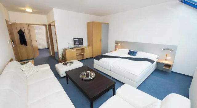 Семейный номер Standard Felicity Garni Hotel