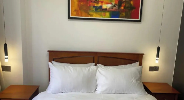 One Bedroom at Marina Bay Square