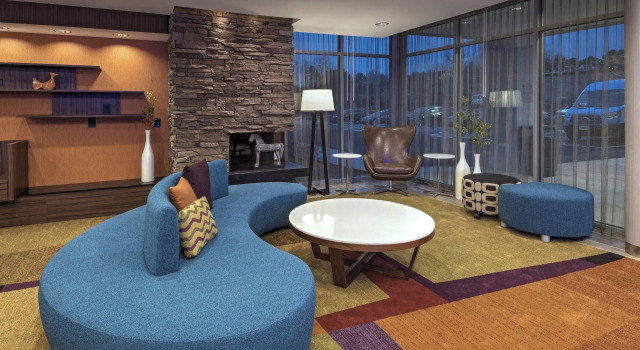 Fairfield Inn & Suites by Marriott Atlanta Peachtree City, Boek Hotel Hotels in Georgia met parkeren, Parkeren