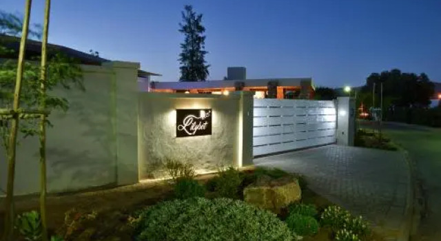 Lilybet Self Catering, Book Hotel Clanwilliam Western Cape