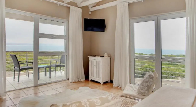 Номер Luxury с видом на море Abalone Guest Lodge