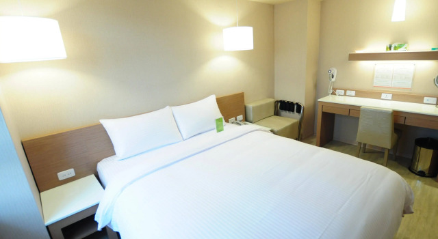 Kindness Hotel - Tainan Chihkan Tower