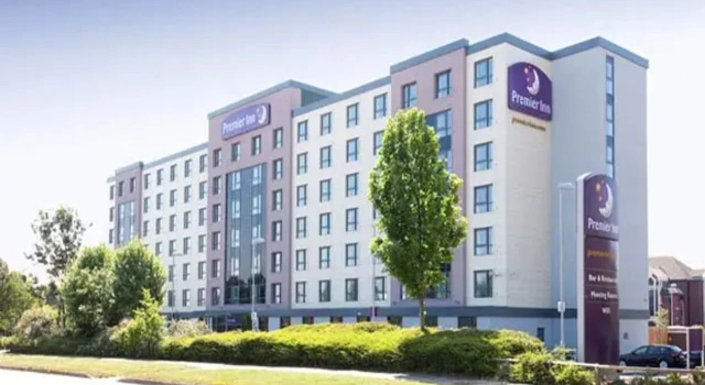 Premier Inn London Gatwick Manor Royal, Забронировать Отель Отели Исторического графства Суссекса с завтраком, Завтраки