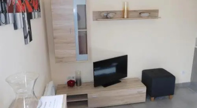 Apartment Nicolas, Rezerwuj Apartament Esquieze-Sere Langwedocja-Roussillon