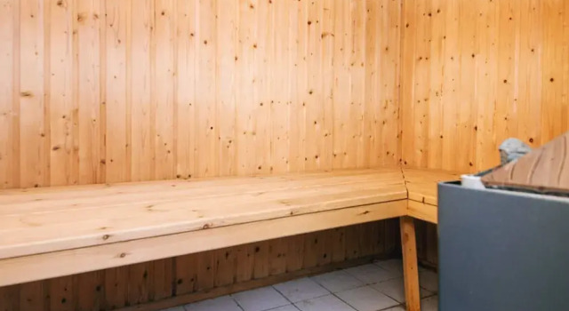 8 Person Holiday Home in Bindslev-by Traum, Book Hotel Hoteller i Tversted med parkering, Parkering