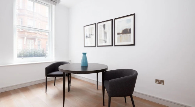 Deluxe Covent Garden Suites by Sonder, Забронировать Отель Вестминстер Лондон, рядом с Capital Helpline