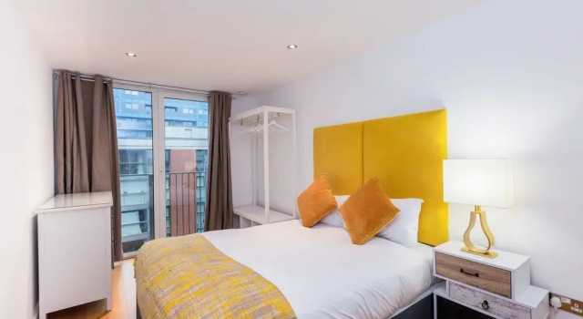 Waterside Bliss 2 Bed 2 Bath Apartment