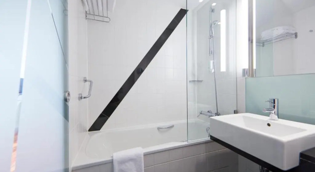 Двухместный номер Standard Holiday Inn Bern Westside by IHG