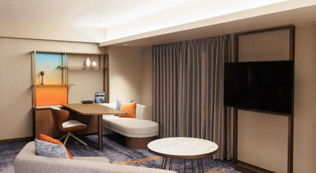 Двухместный полулюкс Отель ANA Crowne Plaza Hiroshima, an IHG Hotel