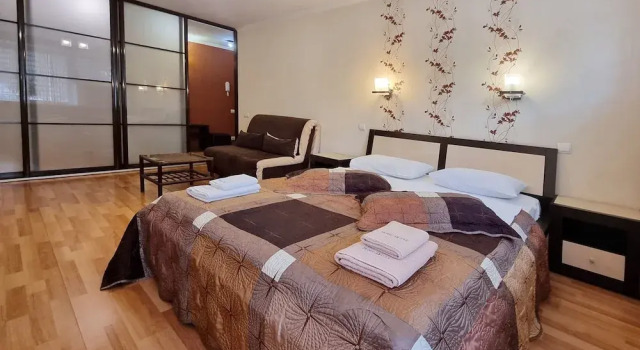 Апартаменты Апартаменты Home-Hotel, ул. Хорива, 50