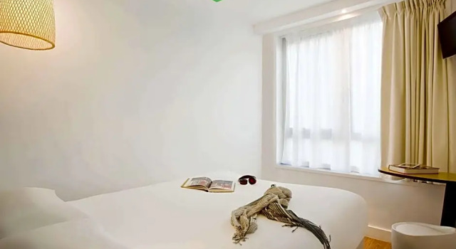 Номер Standard ibis Styles Paris Buttes Chaumont