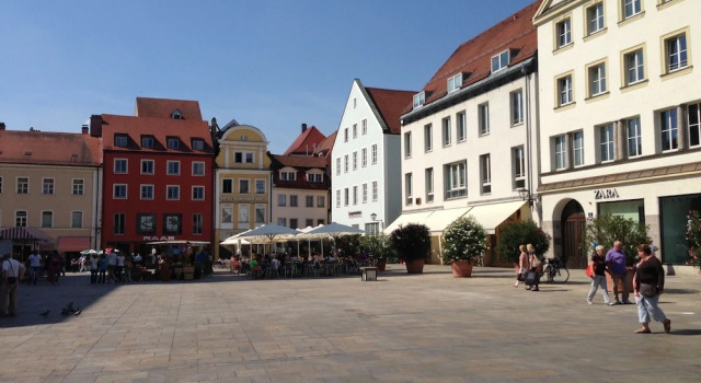 Luxurious Apartment in Schwabelweis With Barbecue