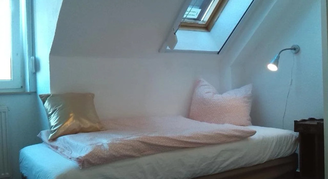 Guesthouse Elisabeth Hoppe, Забронировать Отель Эмден East Frisia, рядом с Музей-бункер