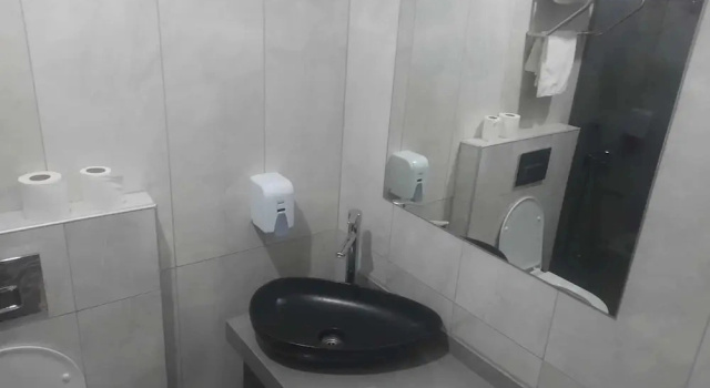 Ekonomiczny jednoosobowy pokój Deniz Otel