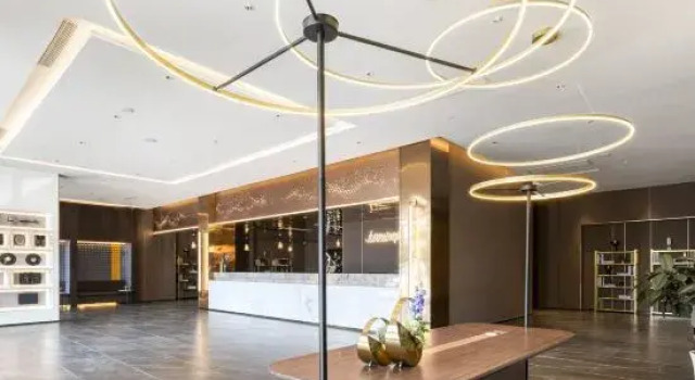 Homeinn Plus Hotel (Rongcheng Chengshan Avenue Cherry Lake), Book Hotel Hotels in Rongcheng with Parking, Parking