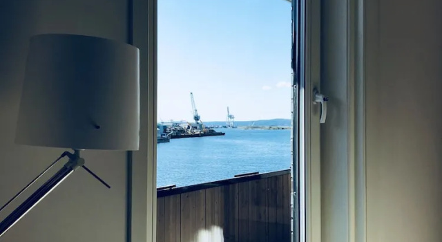 Апартаменты с балконом и с видом на море Sørenga Apartments Sørengkaia 86